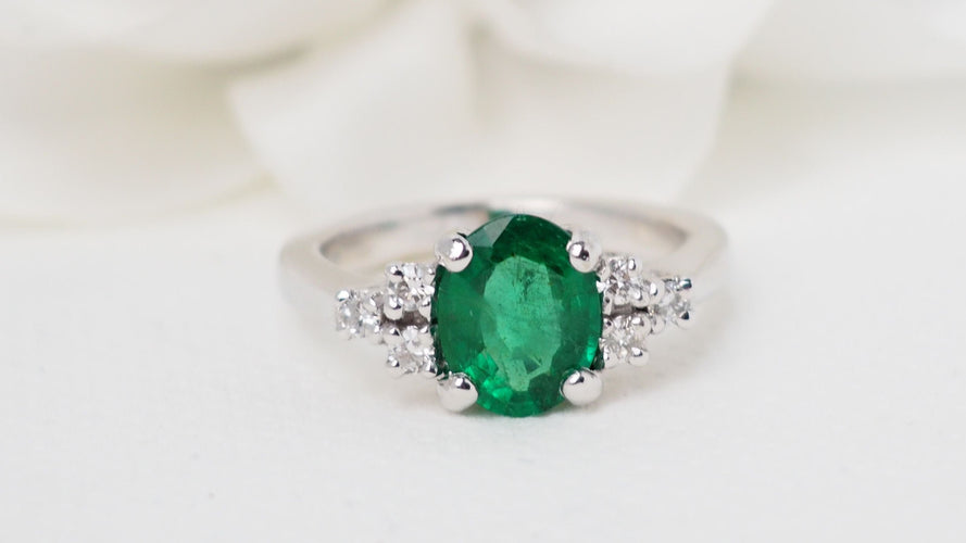 Bague 53.5 Bague Or Emeraude Diamants 58 Facettes 31392