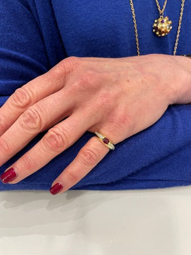 Bague BAGUE MODERNE RUBIS ET DIAMANTS 58 Facettes 047751