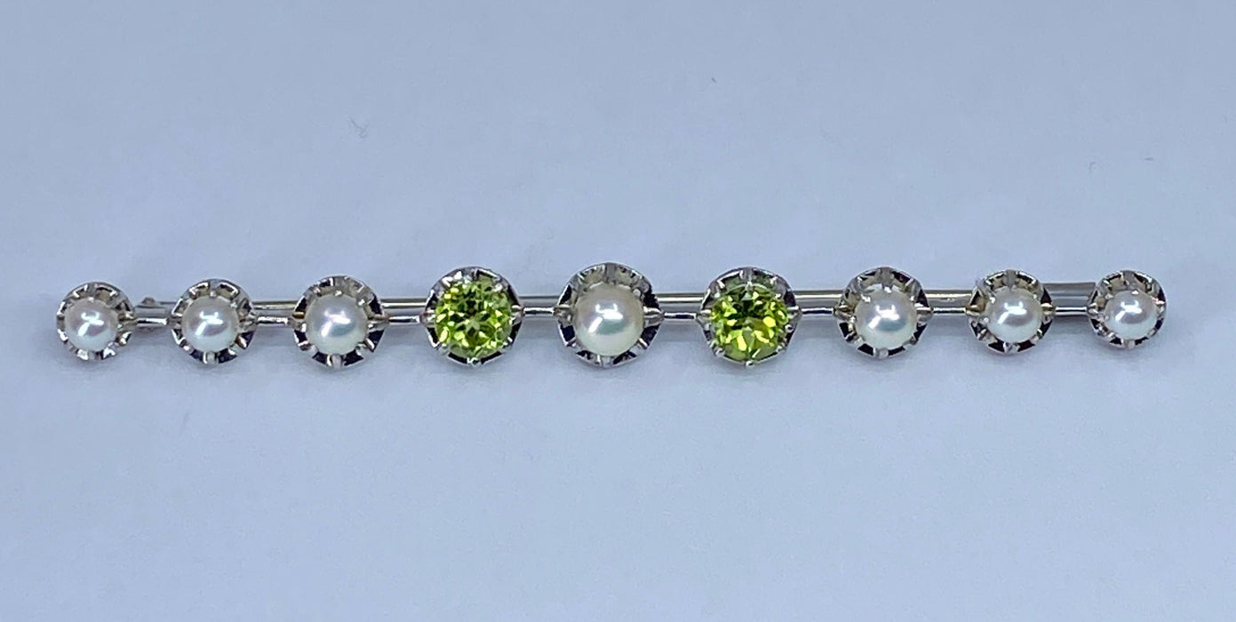 Broche Broche barette en or 18 carats et platine en perles et peridots 58 Facettes AB275