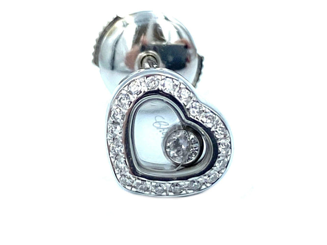 Boucles d'oreilles CHOPARD. Boucles d’oreilles Happy Diamonds or blanc diamants 58 Facettes