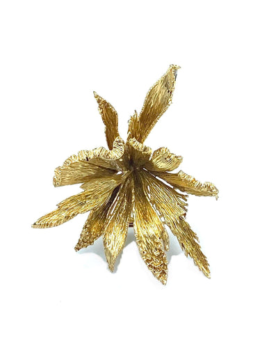 Boucles d'oreilles Chaumet. Demi-parure 1980 en or jaune 18K 58 Facettes