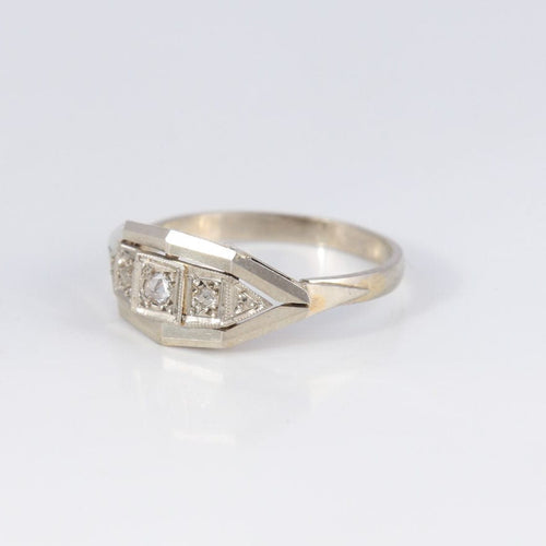 Bague 52 Bague jarretière Art Déco or blanc et diamant 58 Facettes