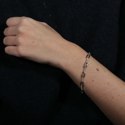 Bracelet Bracelet or blanc et diamants 58 Facettes