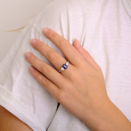 Bague 55.5 Bague Saphir épaulé Diamants 58 Facettes