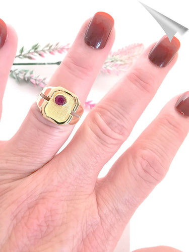 Bague Bague Chevalière unisexe Rubis Or Jaune 18 K 58 Facettes AA 1541