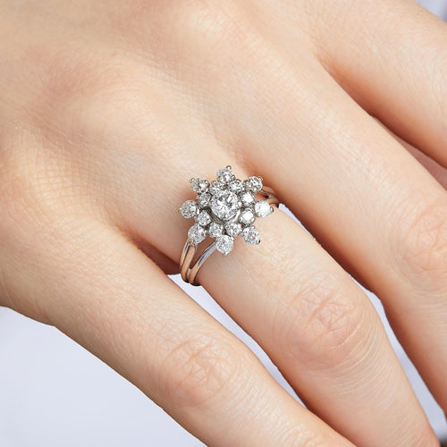 Bague Bague Fleur Diamants, Vers 1950 58 Facettes