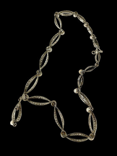 Collier Collier En Platine Et Perles Fines 58 Facettes 1026436