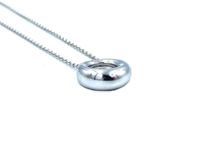 Collier Chaumet. Pendentif Lien or blanc 18K 58 Facettes