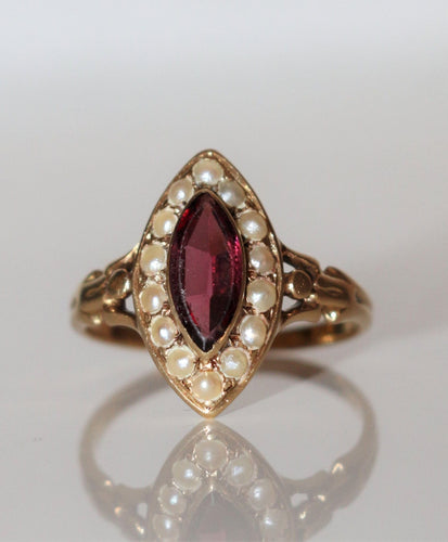 Bague 50.5 Bague Marquise Napoléon III Or Jaune, Perles Et Grenat 58 Facettes 496