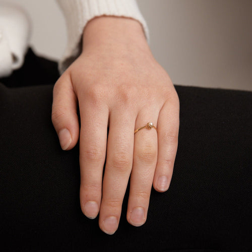 Bague 49.5 Bague en Or jaune, perle blanche 58 Facettes