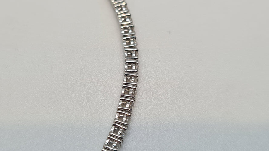 Bracelet Bracelet tennis en Or blanc diamants 58 Facettes