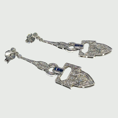 Boucles d'oreilles Boucles d'oreilles style Art Déco Platine Diamants 58 Facettes Q687A