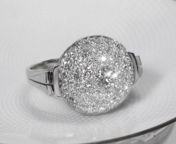 Bague 58 Bague « dôme » Art Déco en platine et brillants 58 Facettes