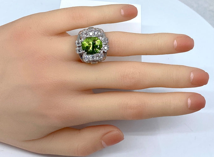 Bague 51 Bague Art Déco Platine diamants et péridot 58 Facettes