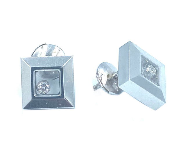 Boucles d'oreilles CHOPARD. Puces d’oreilles Happy diamonds or blanc et diamants 58 Facettes