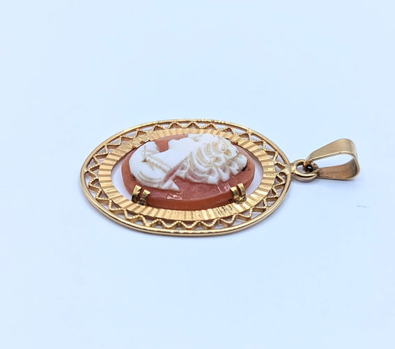 Pendentif Camée en pendentif 58 Facettes