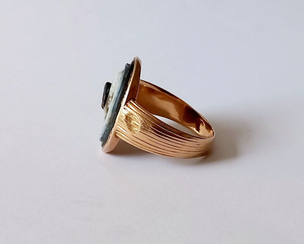 Bague 58 Bague Or jaune Camée 58 Facettes