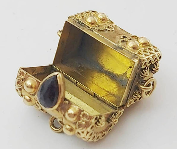 Accessoire Pendentif, coffret en or jaune et grenat 58 Facettes