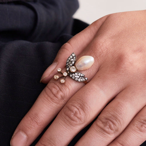 Bague 59 Bague Ancienne Abeille Perle diamants 58 Facettes