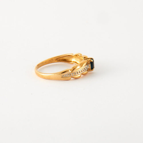 Bague 52 Bague Or jaune Saphir et éclats de diamants 58 Facettes