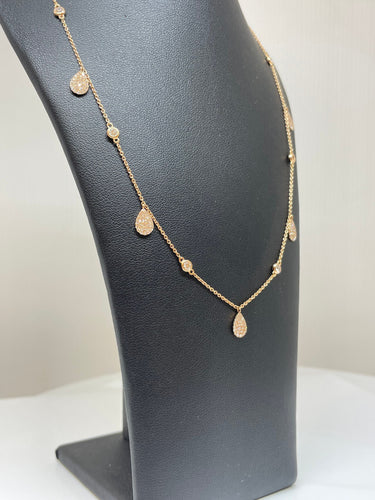 Collier Collier en or rose et motifs en diamant 58 Facettes