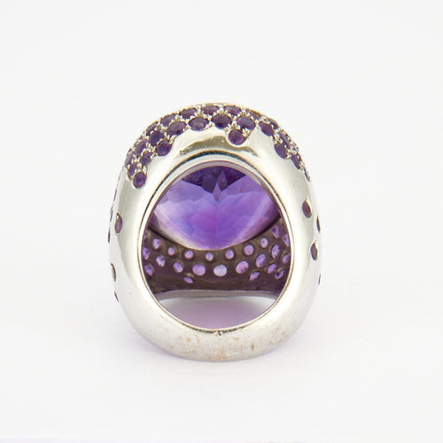 Bague 56 Bague en Or gris, améthyste 58 Facettes