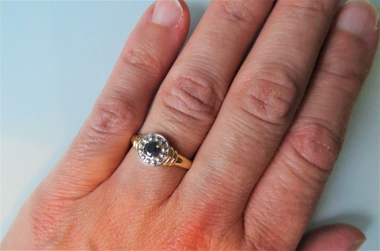 Bague 52 Bague Saphir des années 40 Or blanc et jaune 58 Facettes