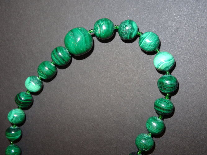 Collier Collier en malachite en chute 58 Facettes