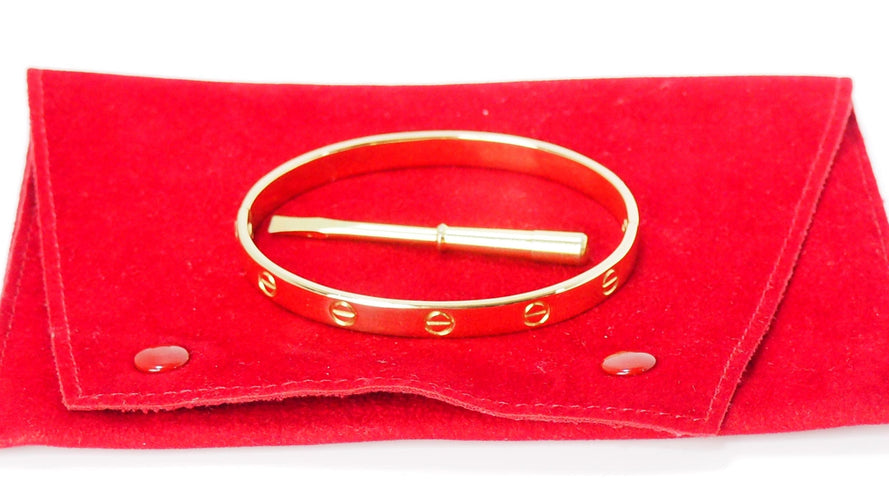 Bracelet 18 Bracelet Cartier Love "vintage" en or jaune 58 Facettes 32199