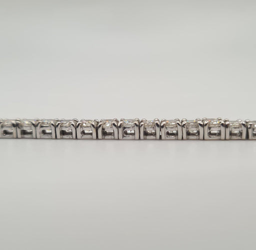 Bracelet Rivière de diamants naturels or blanc 18 carats 58 Facettes