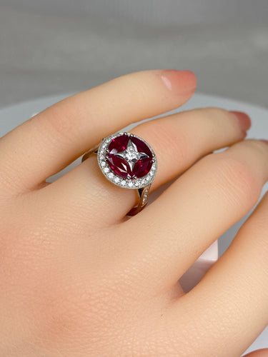 Bague Bague en Or jaune, Rubis navettes & diamants 58 Facettes