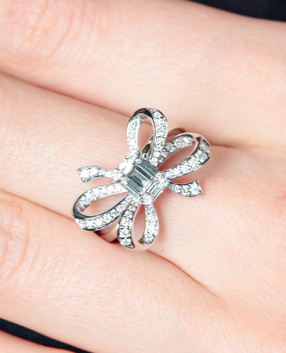 Bague 52 Bague Noeud Diamants 58 Facettes