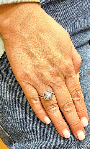 Bague 55 Bague Princesse or blanc diamants 58 Facettes