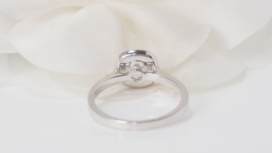 Bague 53 Solitaire en Or blanc et diamants 58 Facettes 31789/31786