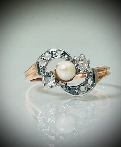 Bague 52 Bague Perle et Diamants 58 Facettes