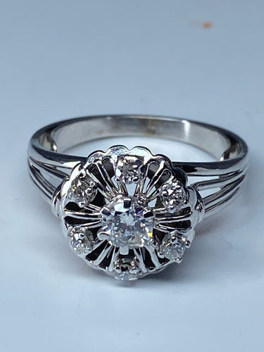 Bague 63 Bague Or blanc, diamants 58 Facettes