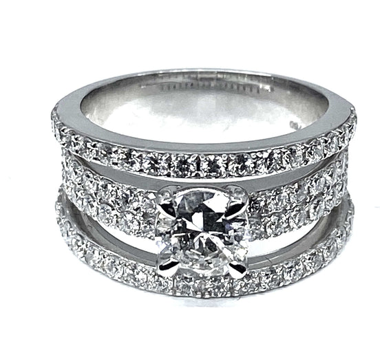 Bague 52 Bague diamant 0.74ct pavage diamants 58 Facettes AB253