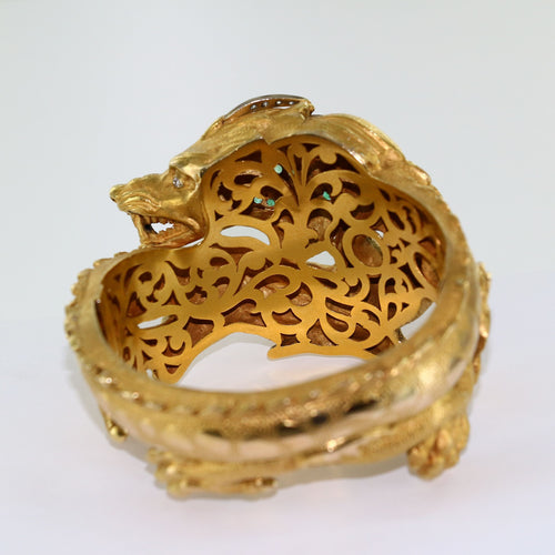 Bracelet MANCHETTE DRAGON DIAMANTS ET EMERAUDES 58 Facettes