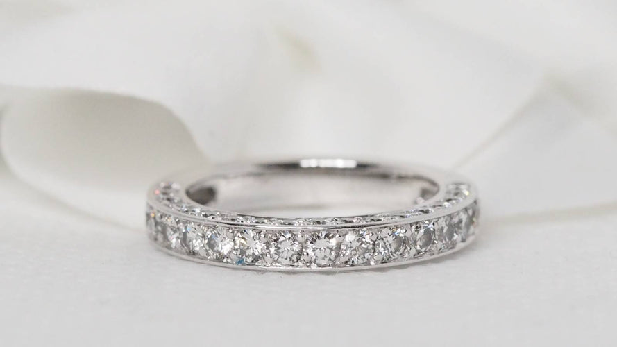 Bague 49.5 Demi alliance or blanc diamants 1ct 58 Facettes 30547