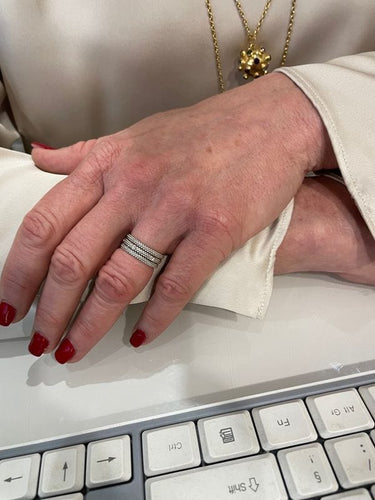 Bague BAGUE "LE PREMIER JOUR" DIAMANTS MAUBOUSSIN 58 Facettes 045111