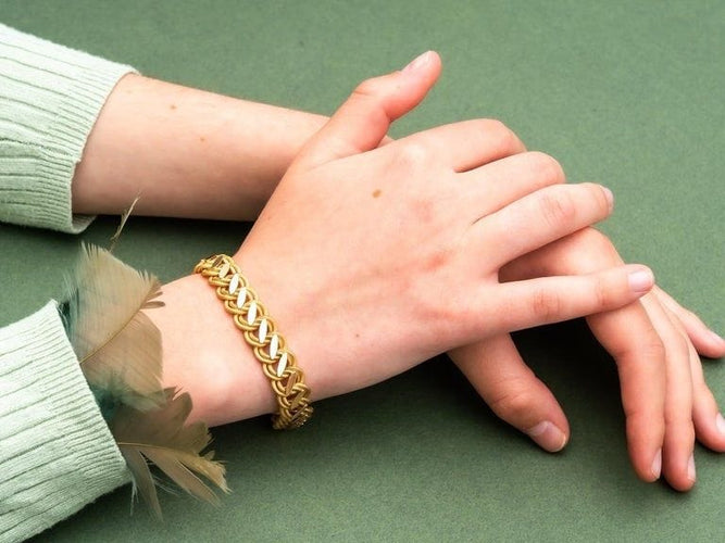 Bracelet Bracelet Or jaune Maille brossée et brillante 58 Facettes