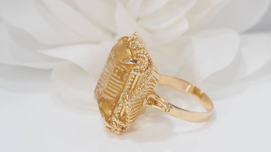 Bague 56 Bague vintage en or jaune et citrine 58 Facettes 32214