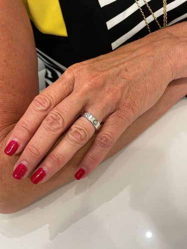 Bague BAGUE LOVE SIGNÉE "CARTIER" 58 Facettes 053251