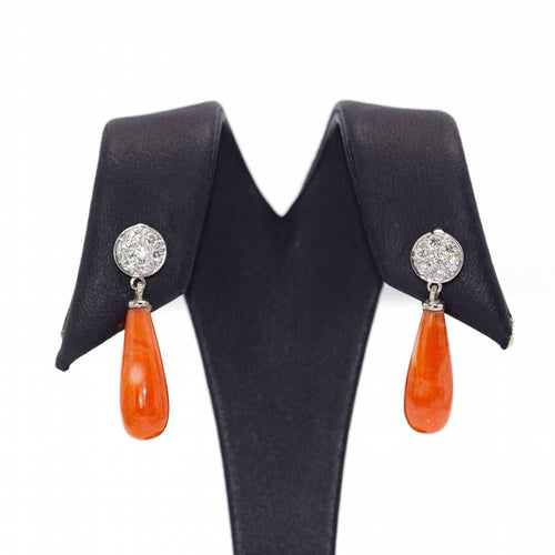 Boucles d'oreilles Boucles d'oreilles en Or Blanc et Corail. 58 Facettes D360266JE