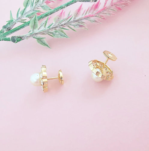 Boucles d'oreilles Boucles d'oreilles Fleurs Perles & Diamants 58 Facettes AA 1580