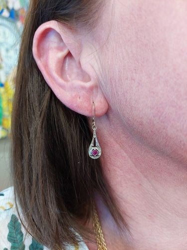 Boucles d'oreilles Boucles d'oreilles, or blanc, rubis 58 Facettes 050241