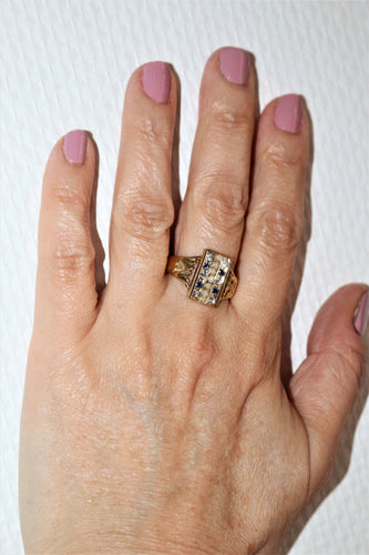 Bague 61 Bague Or Jaune Chaton Rectangulaire Perles Et Pierres 58 Facettes 499