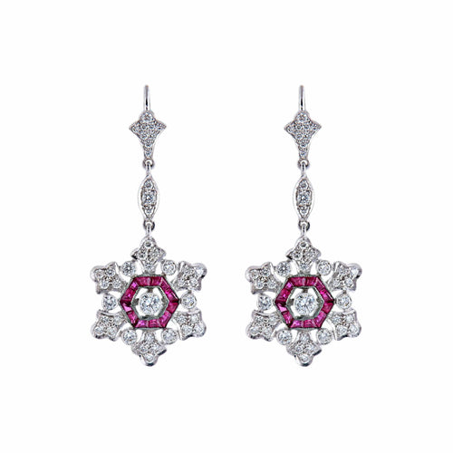 Boucles d'oreilles Pendants d'oreilles rubis et diamants 58 Facettes 460