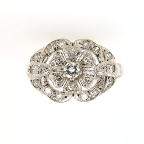 Bague Bague Art Deco, Or gris et diamants 58 Facettes 6471w