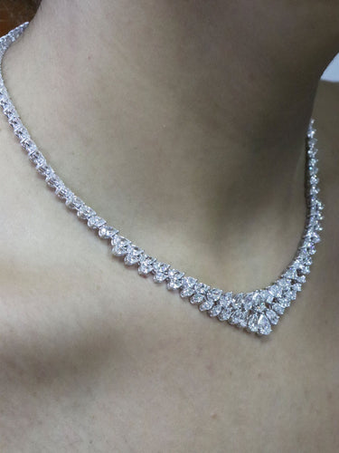 Collier Collier tennis Diamants Poires et brillants 58 Facettes NECK308